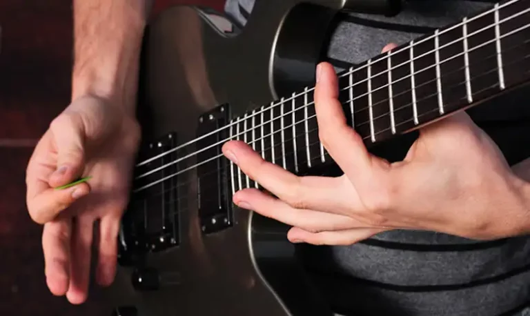 técnica del palm mute en la guitarra
